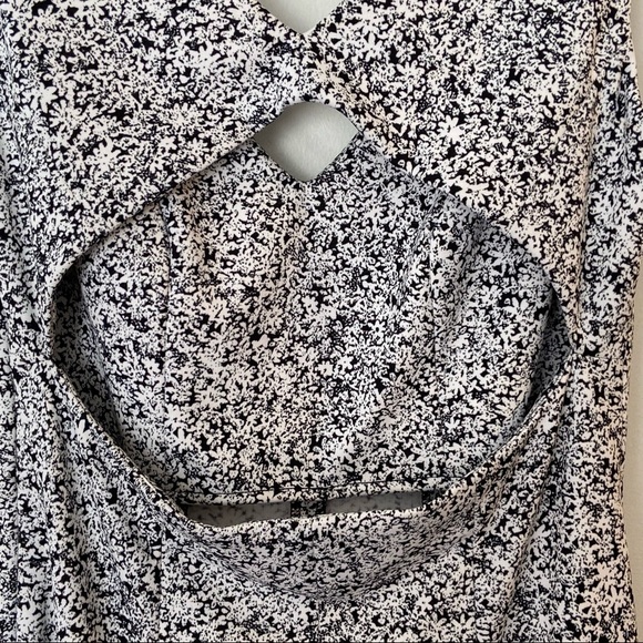 Michael Michael Kors Black White Floral Open Back Sleeveless Skater Dress - Picture 9 of 11